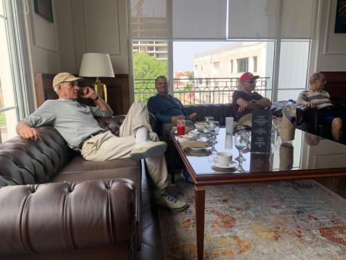 yhl-golf-Hassan-celebration1