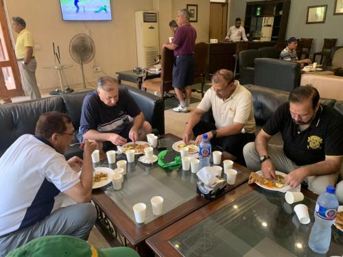 yhl-golf-Hassan-celebration18