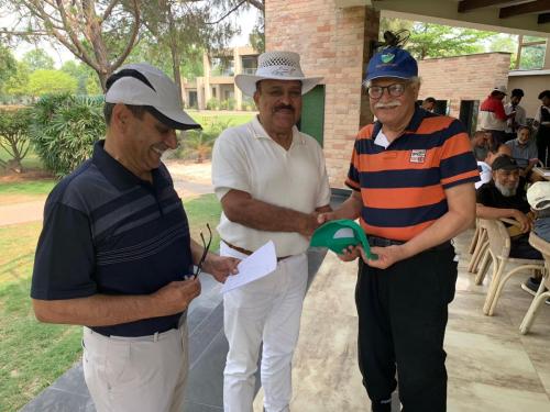 yhl-golf-Hassan-celebration20