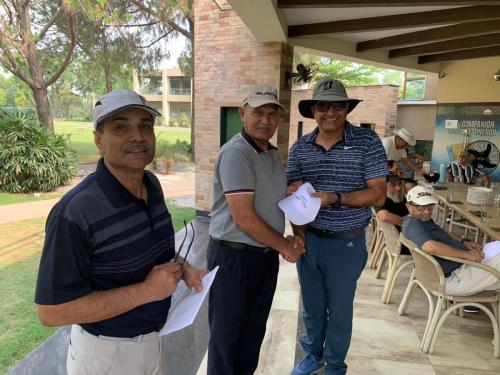 yhl-golf-Hassan-celebration28