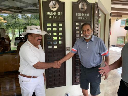 yhl-golf-Hassan-celebration33