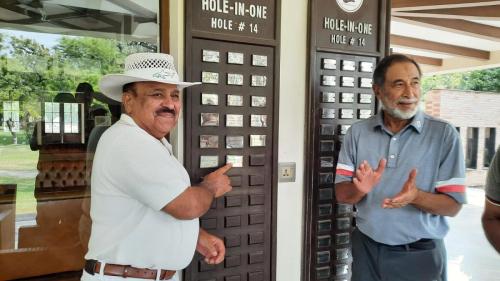 yhl-golf-Hassan-celebration36