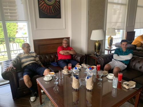 yhl-golf-Hassan-celebration5